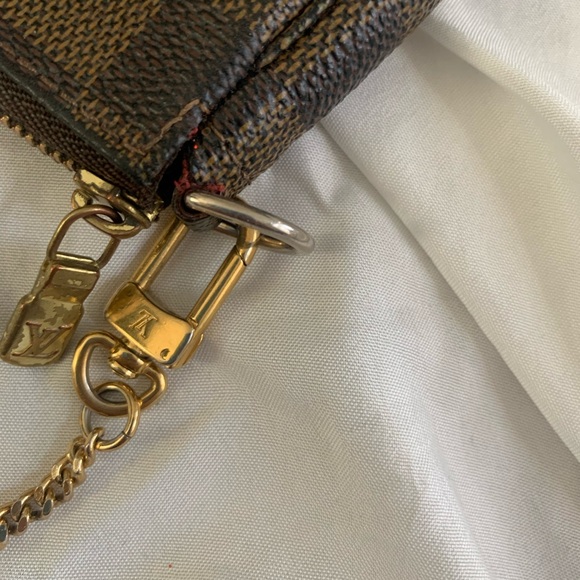 *AUTHENTIC* Louis Vuitton mini pochette - Picture 3 of 4